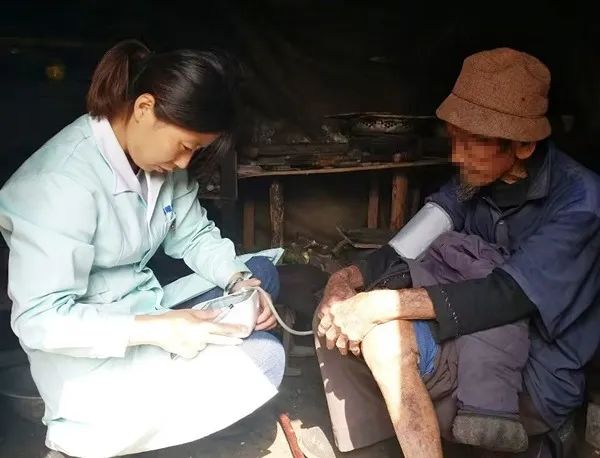 1747127821205046273.jpg d5ecfbd47590c15126475be3c9ef9768.jpg